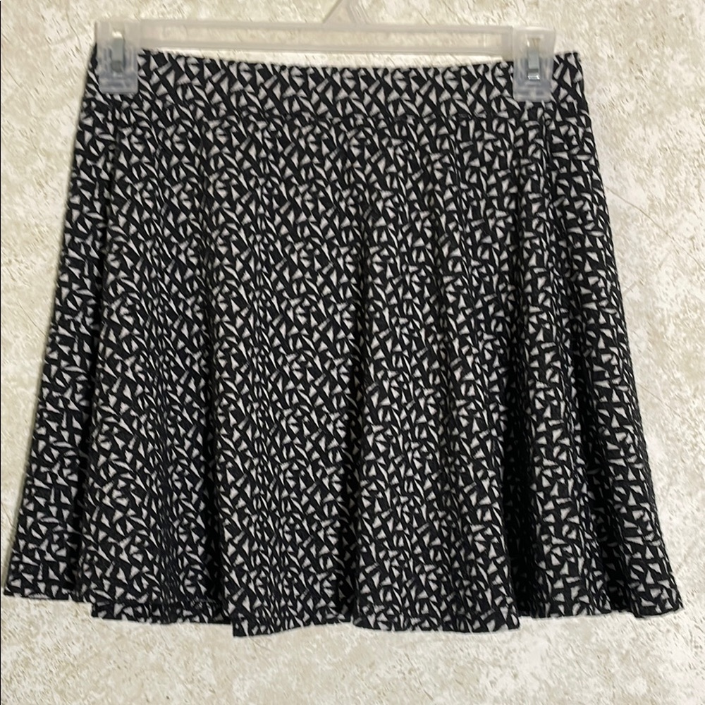 Mossimo Supply Co Black & White Textured Pleated Skater Mini Skirt